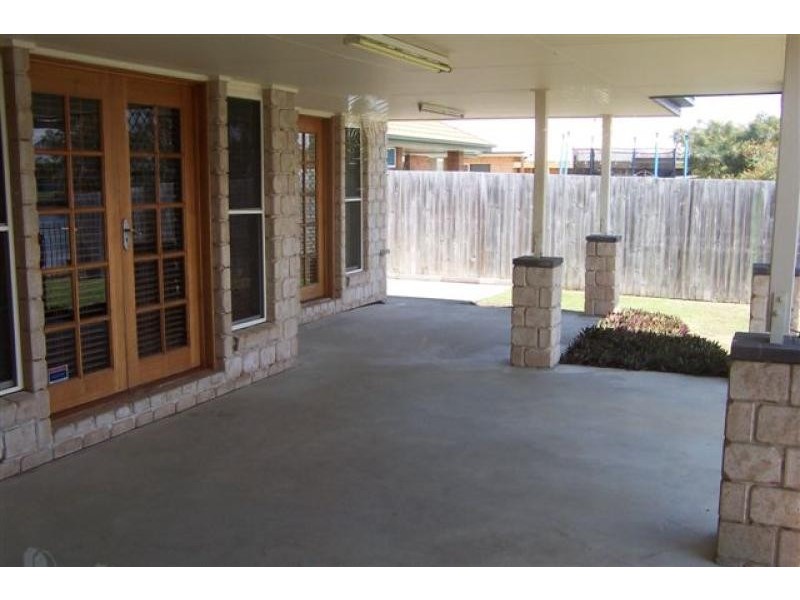 84 Biggs Avenue, Beachmere QLD 4510