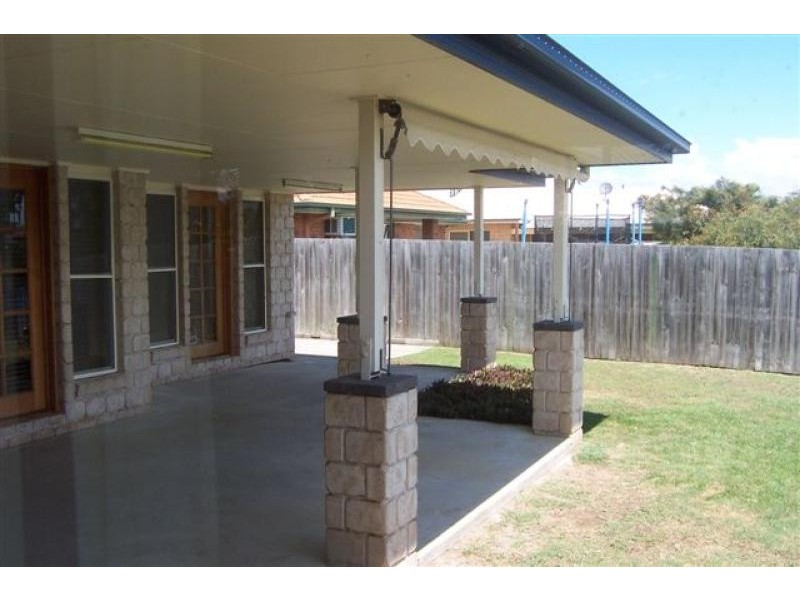 84 Biggs Avenue, Beachmere QLD 4510