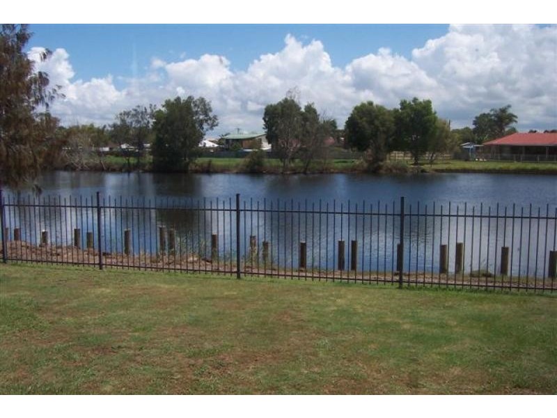 84 Biggs Avenue, Beachmere QLD 4510