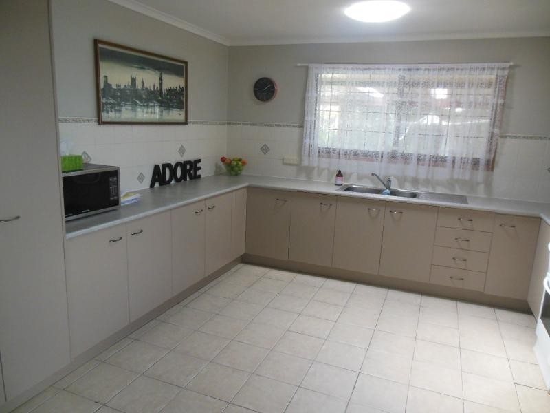 17 Bryant  Street, Beachmere QLD 4510