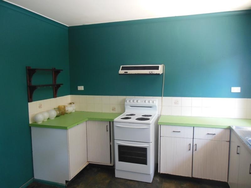 111 Moreton  Terrace, Beachmere QLD 4510