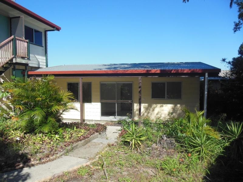 111 Moreton  Terrace, Beachmere QLD 4510