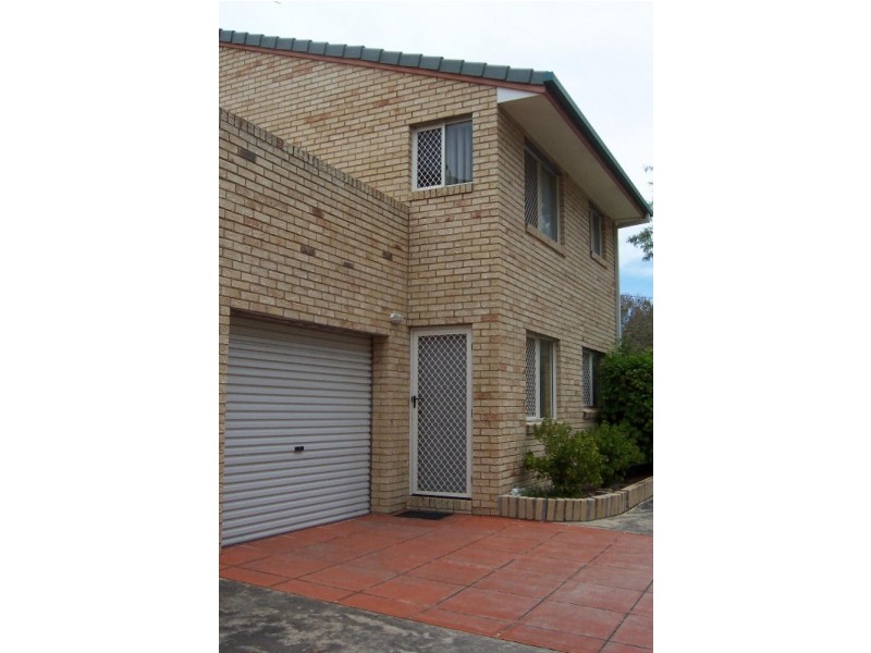 1/15 Coronation Avenue, Beachmere QLD 4510