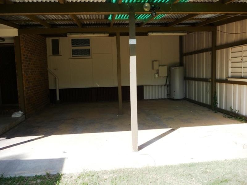 17 Grace Street, Beachmere QLD 4510