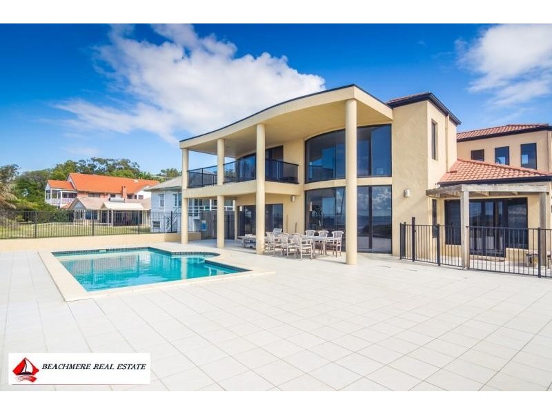 39 Coronation  Avenue, Beachmere QLD 4510