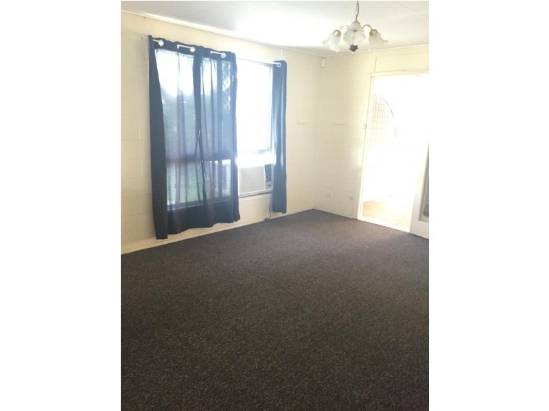 11 Trevor Street, Beachmere QLD 4510