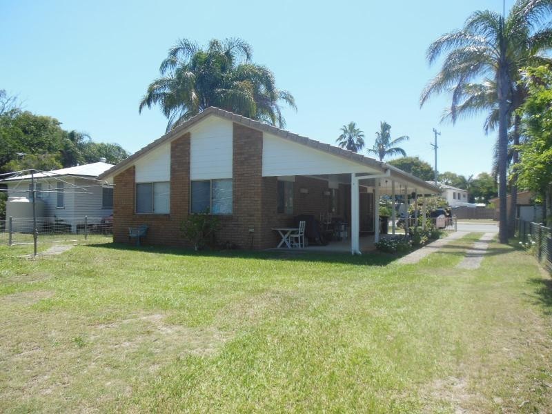 29 Moreton  Terrace, Beachmere QLD 4510