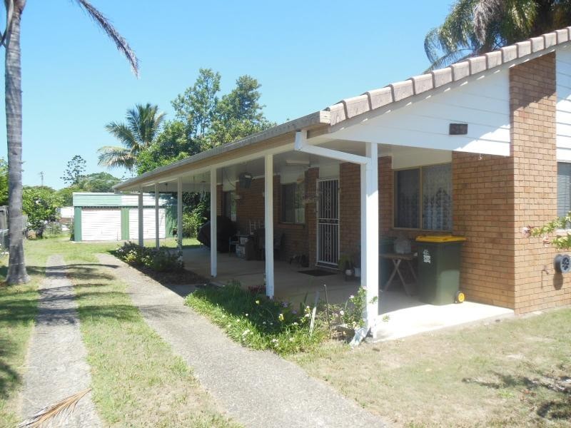 29 Moreton  Terrace, Beachmere QLD 4510