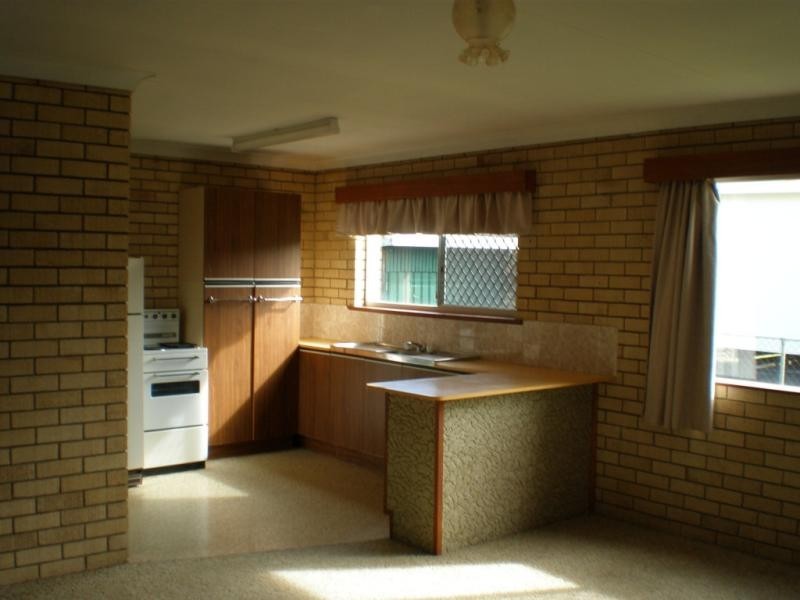 96 Biggs Avenue, Beachmere QLD 4510