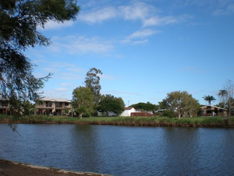 96 Biggs Avenue, Beachmere QLD 4510