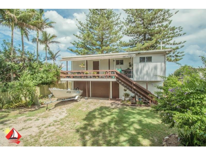 19 Grace Street, Beachmere QLD 4510