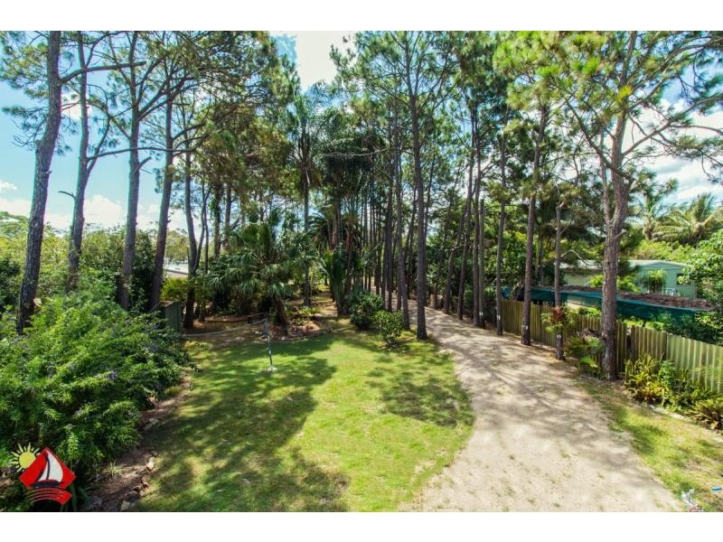 19 Grace Street, Beachmere QLD 4510