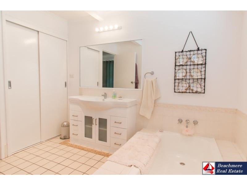 106 BIGGS Avenue, Beachmere QLD 4510