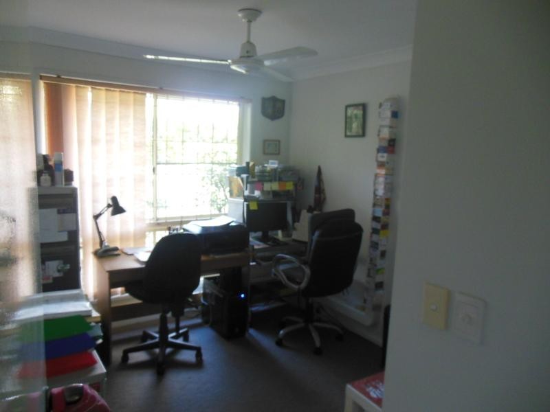 4 Savage Street, Beachmere QLD 4510