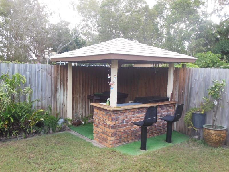 4 Savage Street, Beachmere QLD 4510