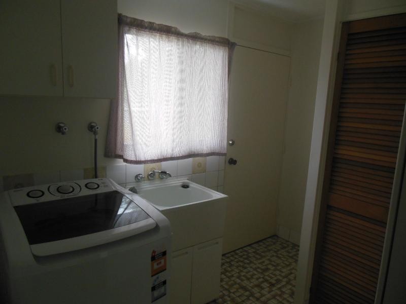 72 JAMES  Road, Beachmere QLD 4510