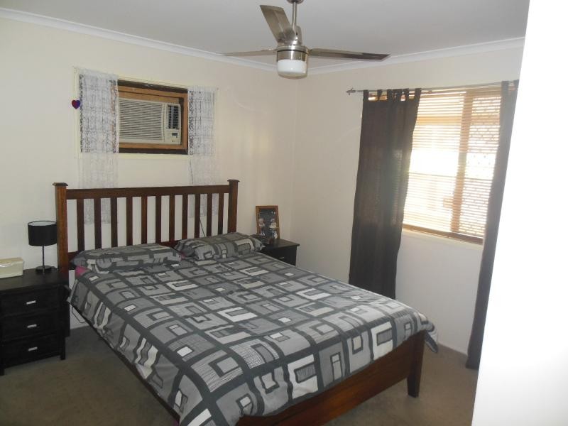 18 James Road, Beachmere QLD 4510