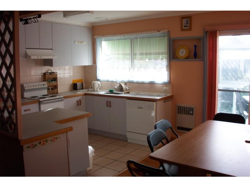 75 Wonthaggi Road INVERLOCH 3996, Inverloch VIC 3996