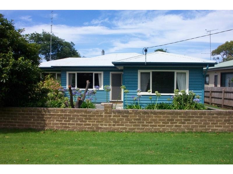 34 Darling Avenue INVERLOCH 3996, Inverloch VIC 3996