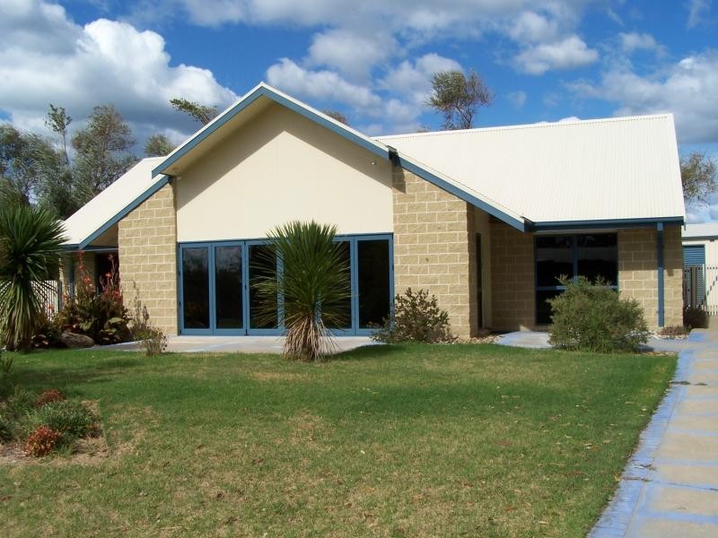 6 Evan Place INVERLOCH 3996, Inverloch VIC 3996