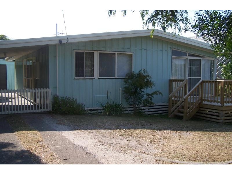 12 Pier Road INVERLOCH 3996, Inverloch VIC 3996