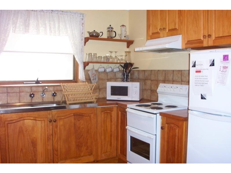 1 Valerie Street INVERLOCH 3996, Inverloch VIC 3996