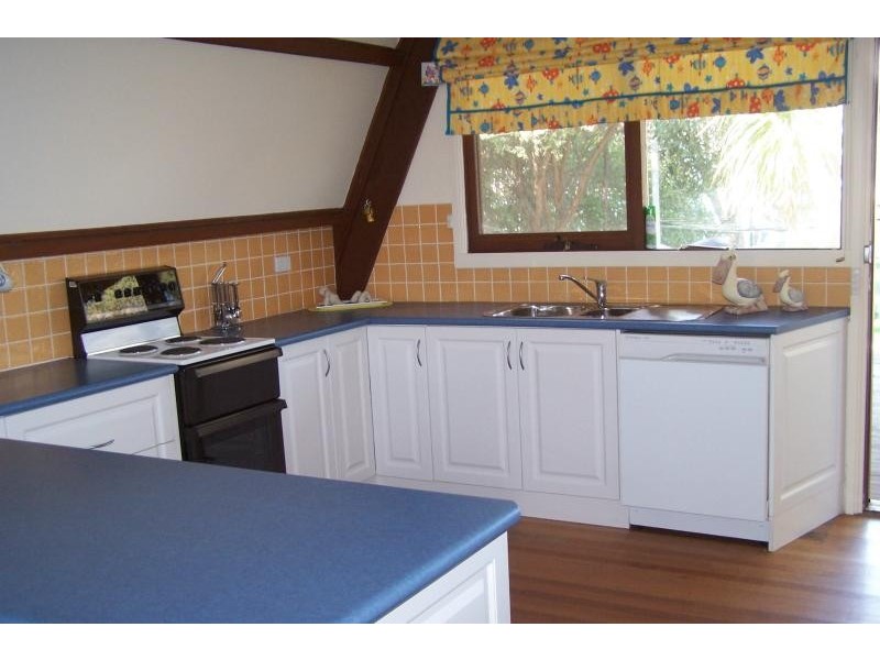 66 Lohr Avenue INVERLOCH 3996, Inverloch VIC 3996