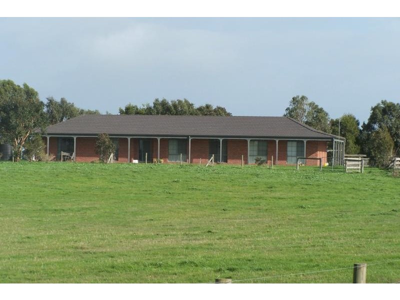 35 Stuchberrys  Road INVERLOCH 3996, Inverloch VIC 3996