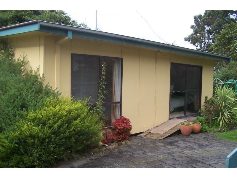 3 Clerk Crescent INVERLOCH 3996, Inverloch VIC 3996