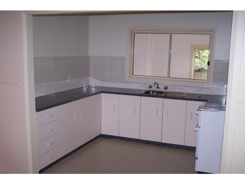 6 Gordon Avenue INVERLOCH 3996, Inverloch VIC 3996
