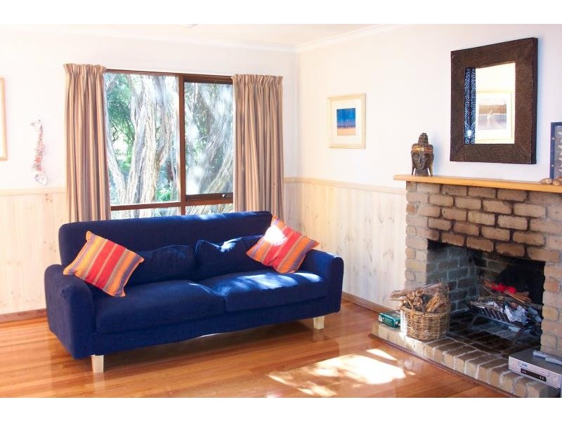 150 Lohr Avenue INVERLOCH 3996, Inverloch VIC 3996