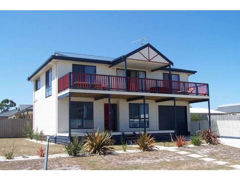 9 Endeavour Place INVERLOCH 3996, Inverloch VIC 3996