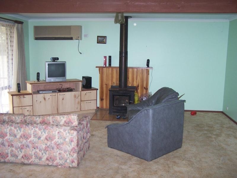 29 Dixon  Street INVERLOCH 3996, Inverloch VIC 3996