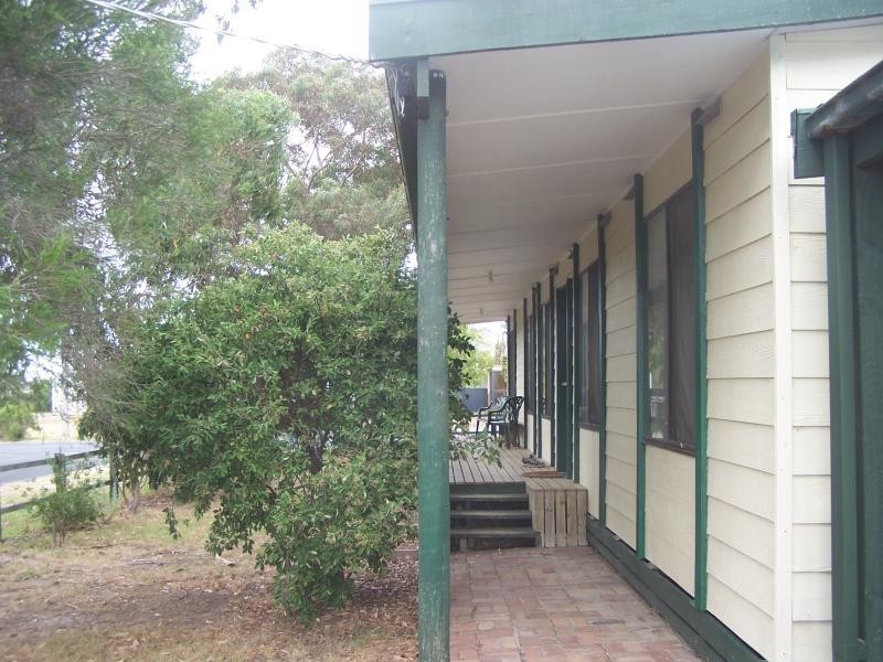51 Pier Road INVERLOCH 3996, Inverloch VIC 3996