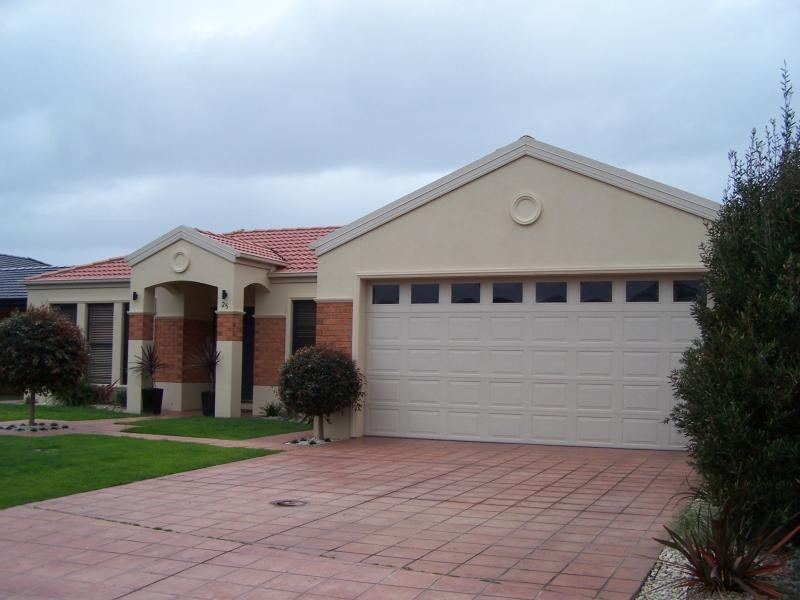 25 Royal Parade INVERLOCH 3996, Inverloch VIC 3996