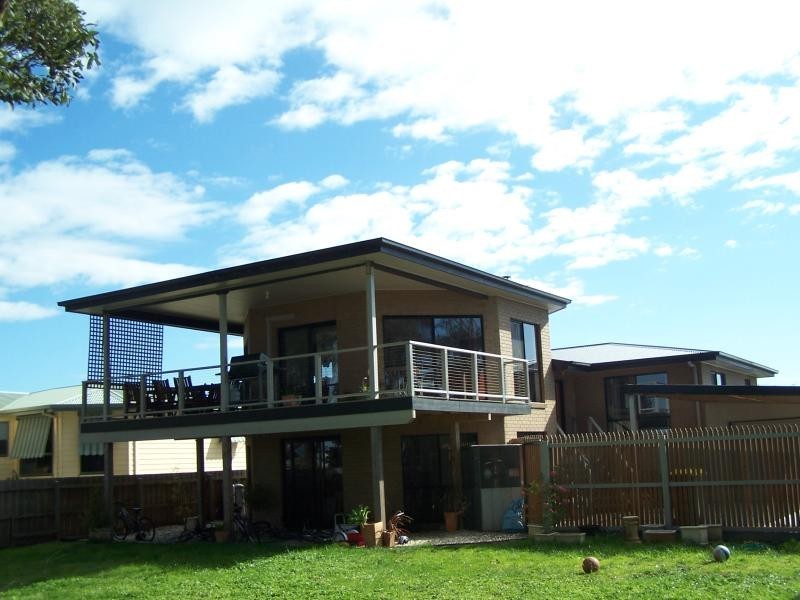 13 Hobsons Place INVERLOCH 3996, Inverloch VIC 3996