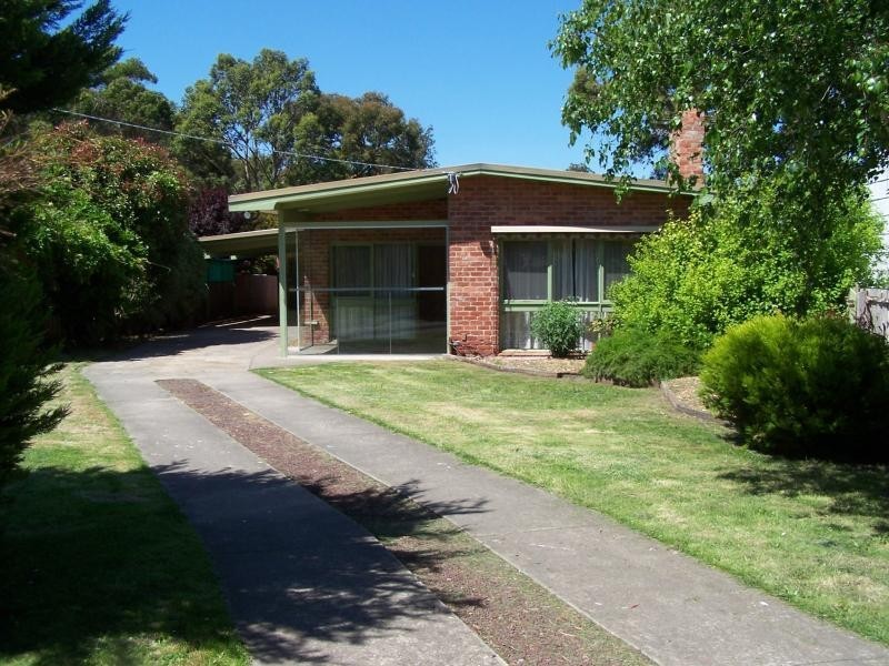 55 Dixon Street INVERLOCH 3996, Inverloch VIC 3996