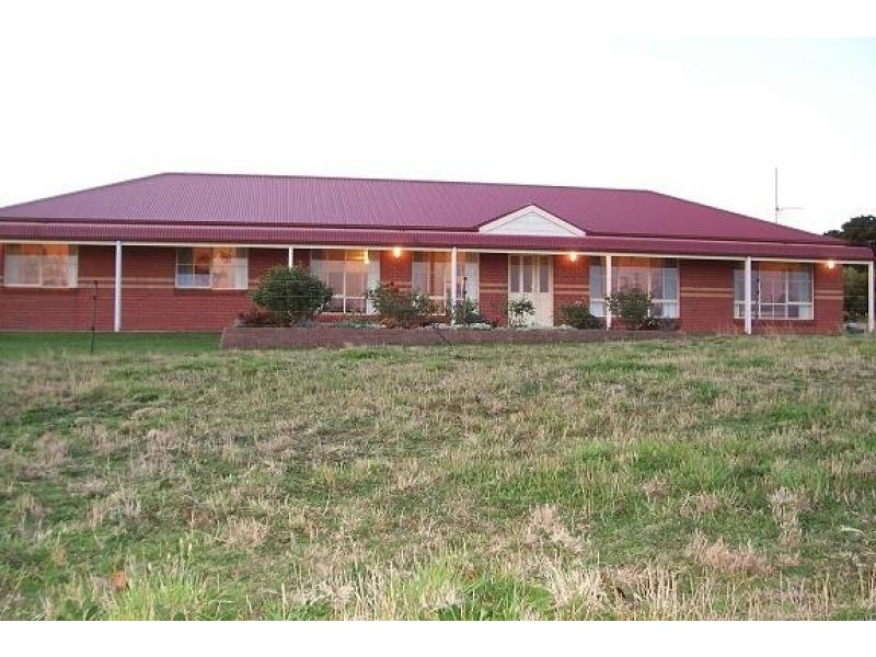 135 Gravel Pit Road INVERLOCH 3996, Inverloch VIC 3996