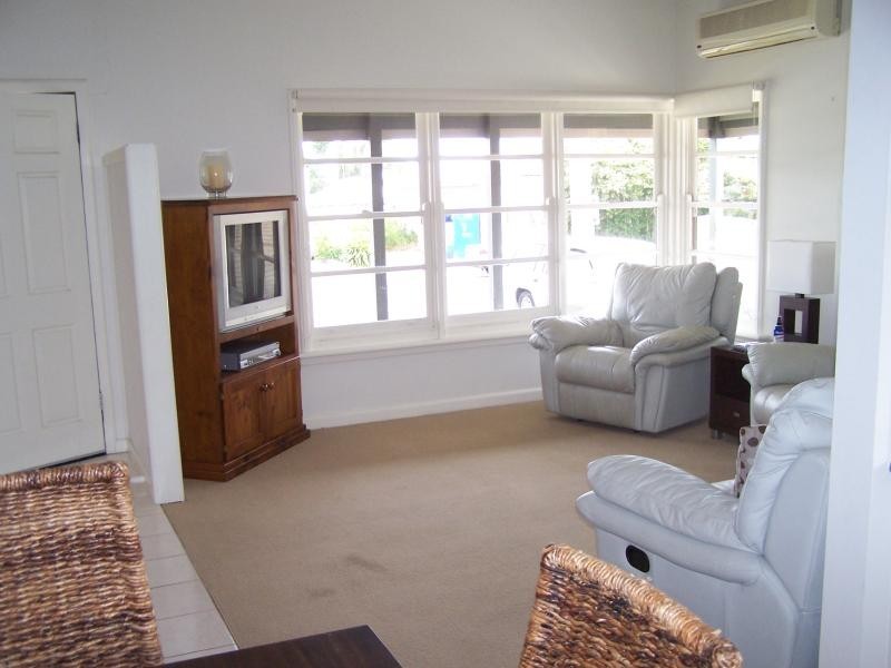 23  Bayview Avenue INVERLOCH 3996, Inverloch VIC 3996