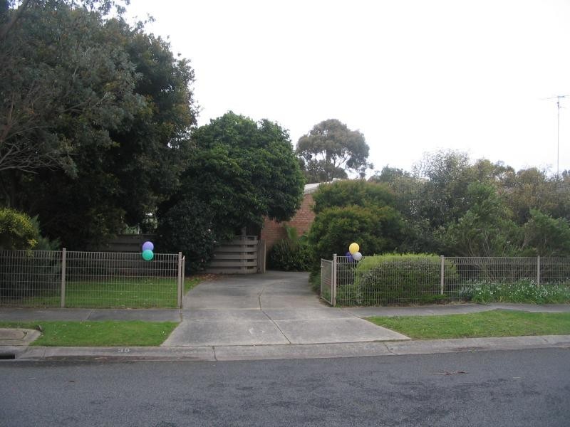 38 Veronica Street INVERLOCH 3996, Inverloch VIC 3996