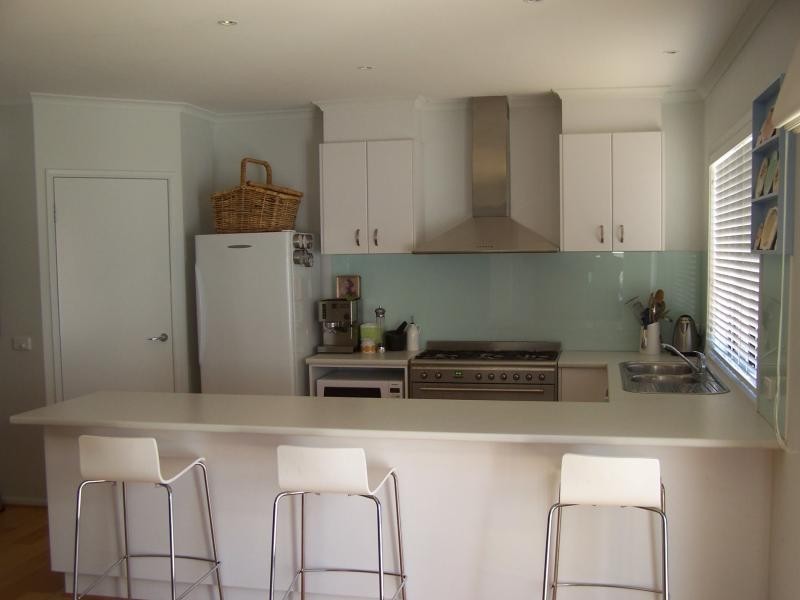 6 Surrey Place INVERLOCH 3996, Inverloch VIC 3996
