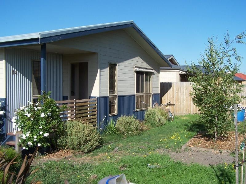 24 Mariner Place INVERLOCH 3996, Inverloch VIC 3996