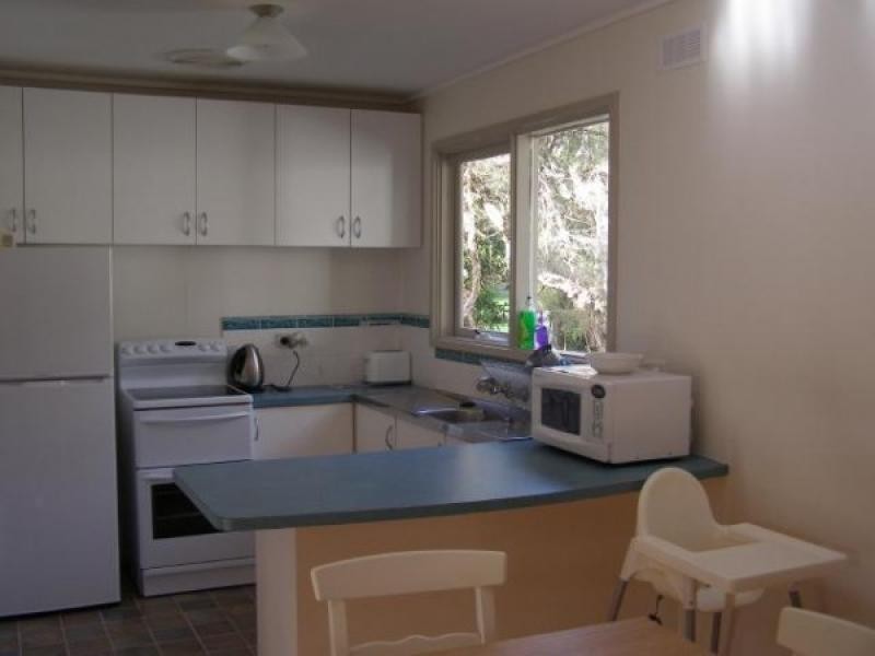 9 Lohr  Avenue INVERLOCH 3996, Inverloch VIC 3996
