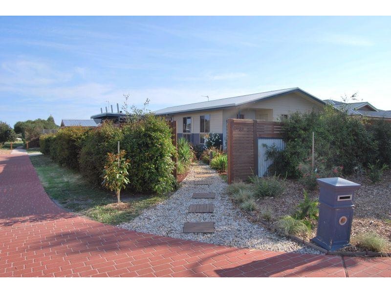 24 Mariner Place INVERLOCH 3996, Inverloch VIC 3996