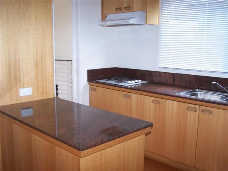 71 Bayview Avenue INVERLOCH 3996, Inverloch VIC 3996