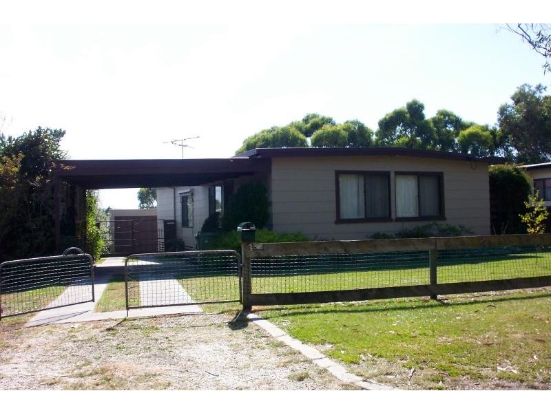 3 Hamilton  Street INVERLOCH 3996, Inverloch VIC 3996