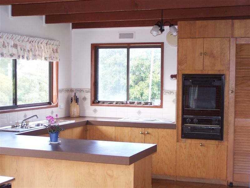 29 Beilby Avenue INVERLOCH 3996, Inverloch VIC 3996