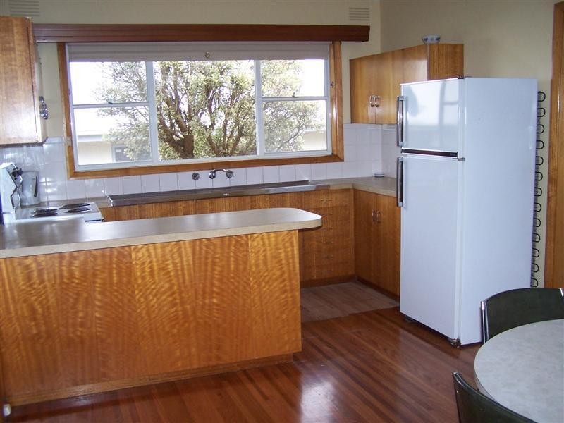 1 Garden Crescent INVERLOCH 3996, Inverloch VIC 3996