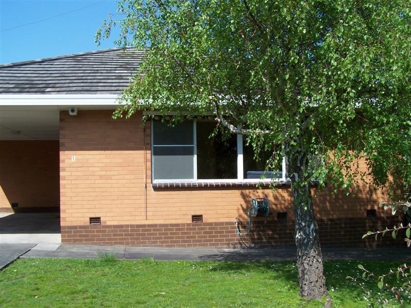 1 Garden Crescent  INVERLOCH 3996, Inverloch VIC 3996