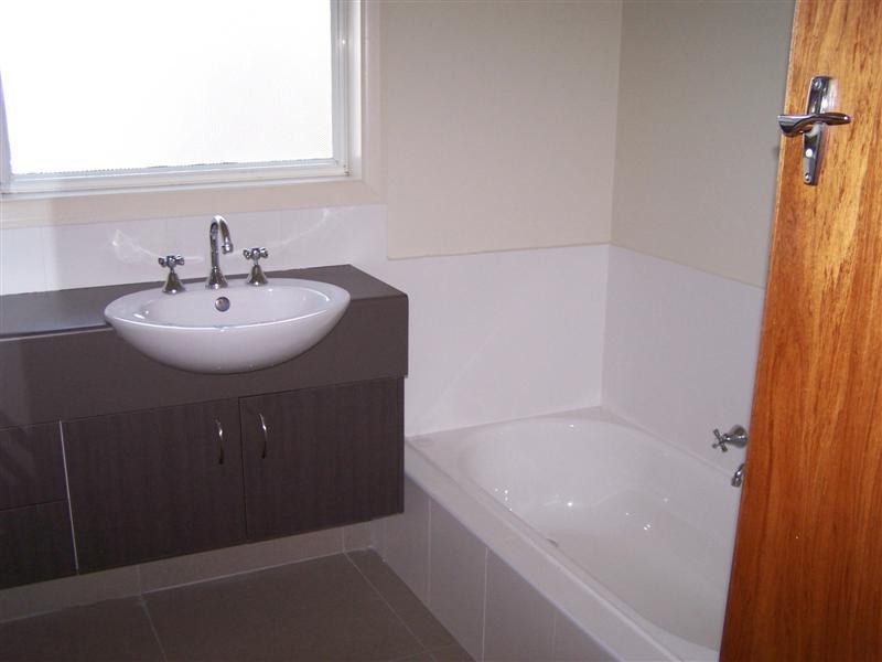 1 Garden Crescent  INVERLOCH 3996, Inverloch VIC 3996
